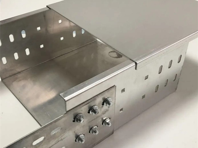 铝合金电缆桥架